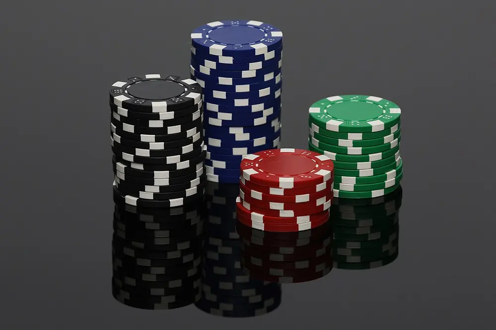 site casino en ligne quebec - colourful poker chips