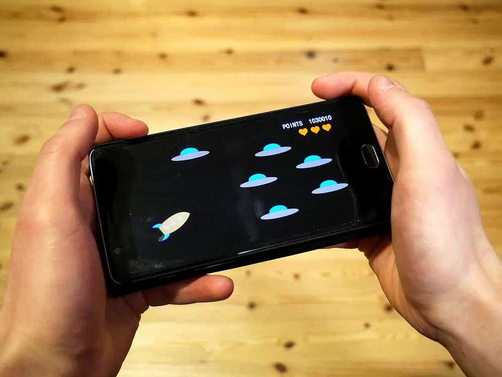 contact BetHubCA - playing on a smartphone
