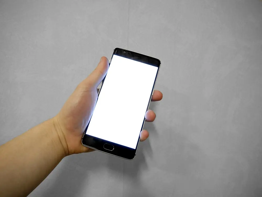 hand holding a smartphone