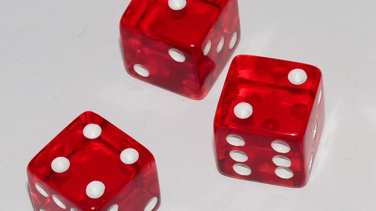 Three red dice - sic bo online casino canada