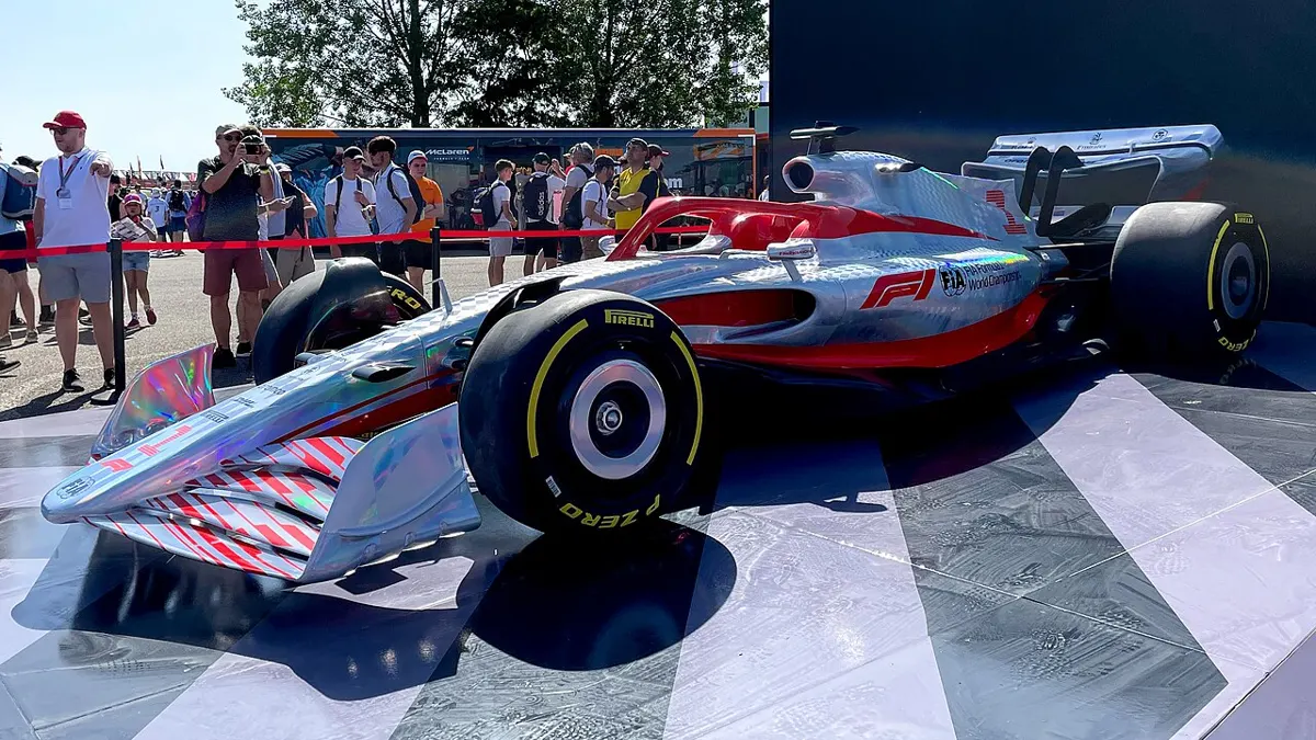 comment parier sur la formule 1 - Formula 1 race car