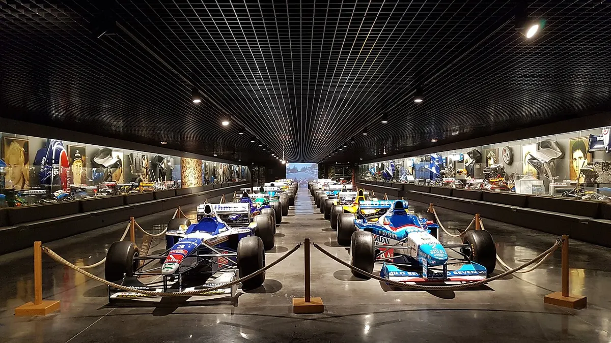 canadian grand prix betting odds - Formula 1 race car