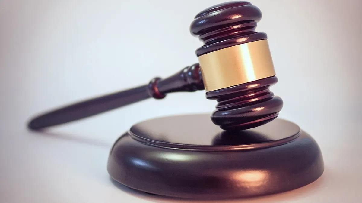 Judge gavel - can you bet online in canada